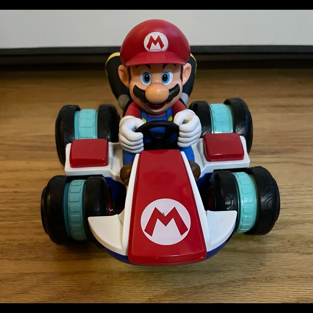 EUC Nintendo Super Mario Kart Anti-Gravity RC Racer